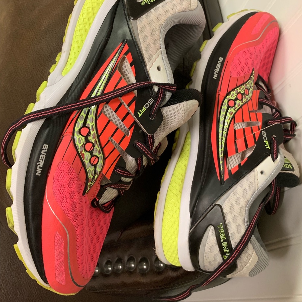 Women’s Sz 9.5 Originally $75 asking $23